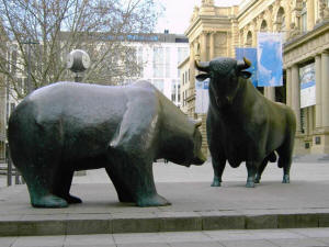 Bear and Bull outside Frankfurt Stock Exchange