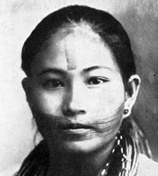Bunun woman with facial tattooing, ca. 1900.