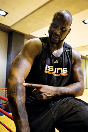 Wayback Wednesday Shaq  His Superman Tattoo in Basketball Games  NLSC