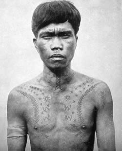Ifugao man with chaklag, ca. 1900.